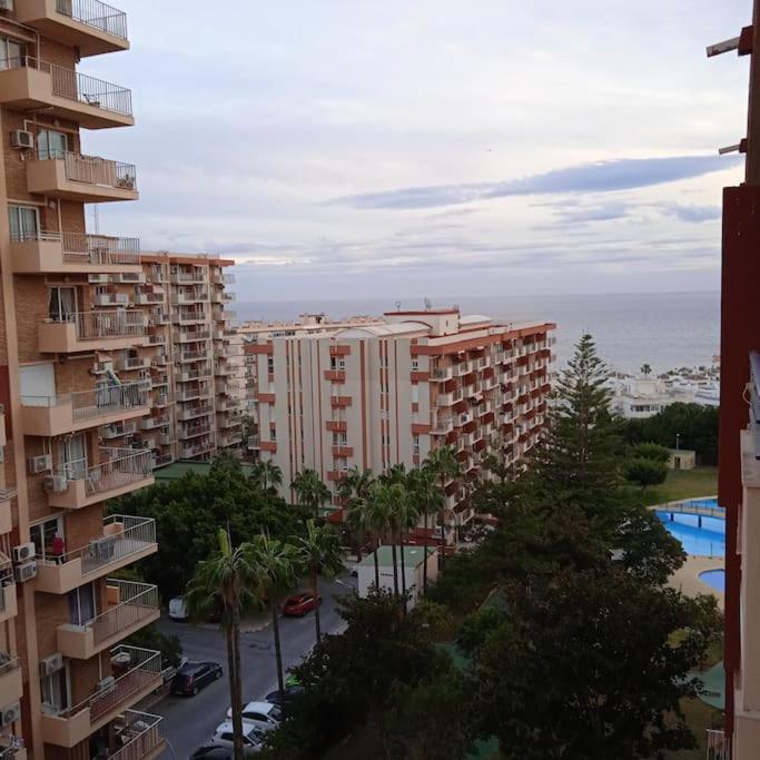 Edificio Minerva, Benalmadena Costa, Bonanza Sq.アパートメント エクステリア 写真